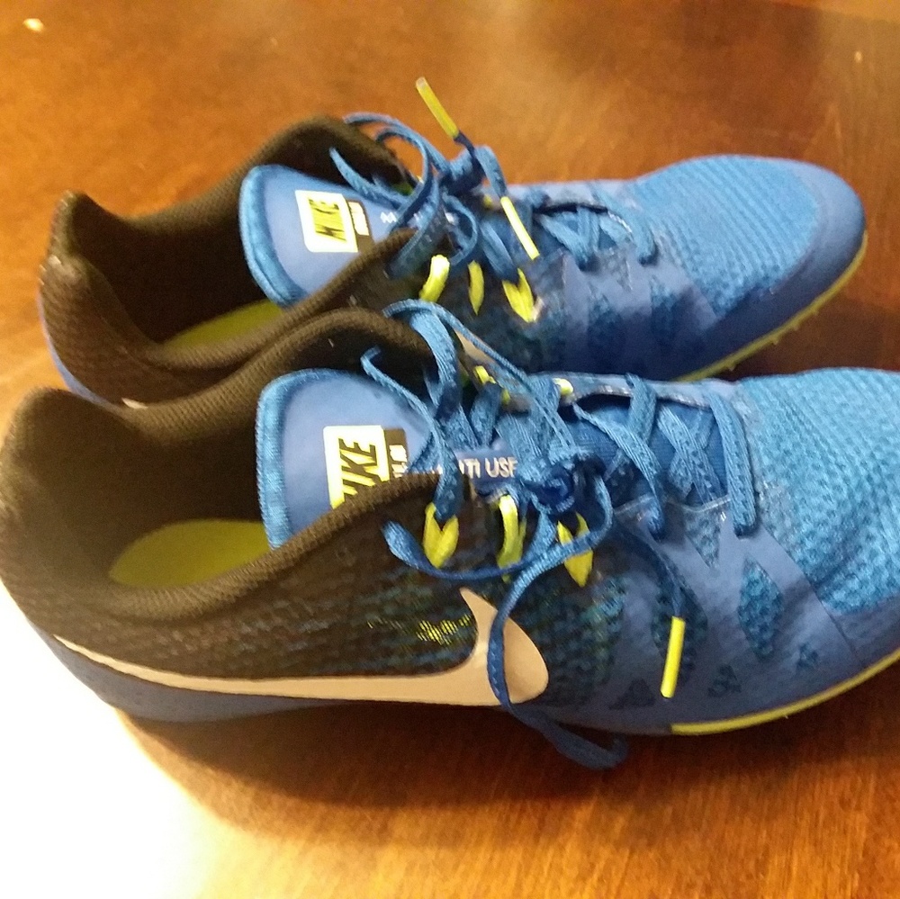 Nike rival m track shoes